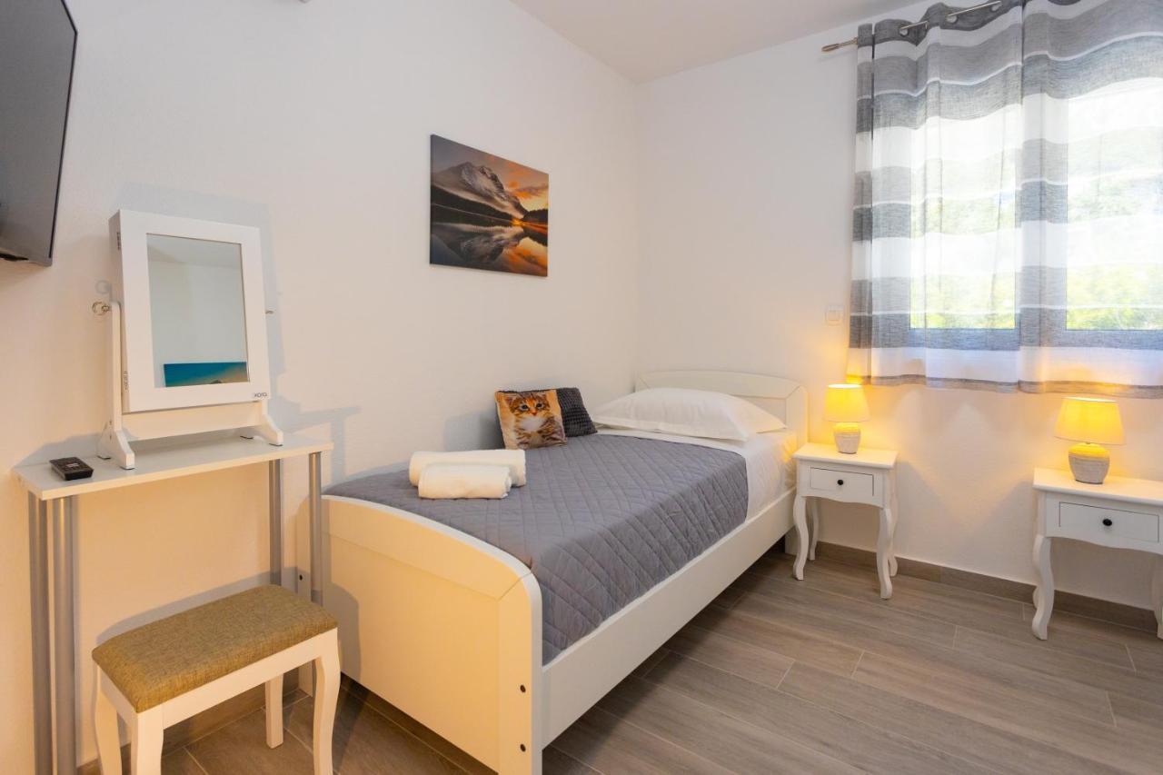 Apartments Jasa Deluxe Makarska Zewnętrze zdjęcie